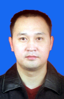 杨  彬.jpg