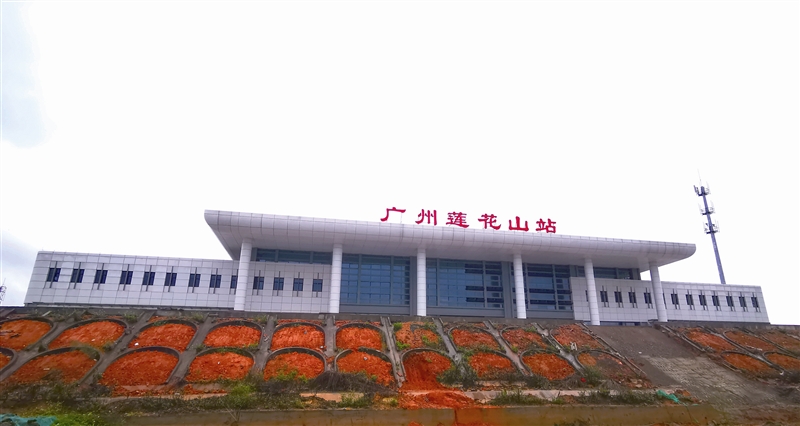1124p1-5_b.jpg
