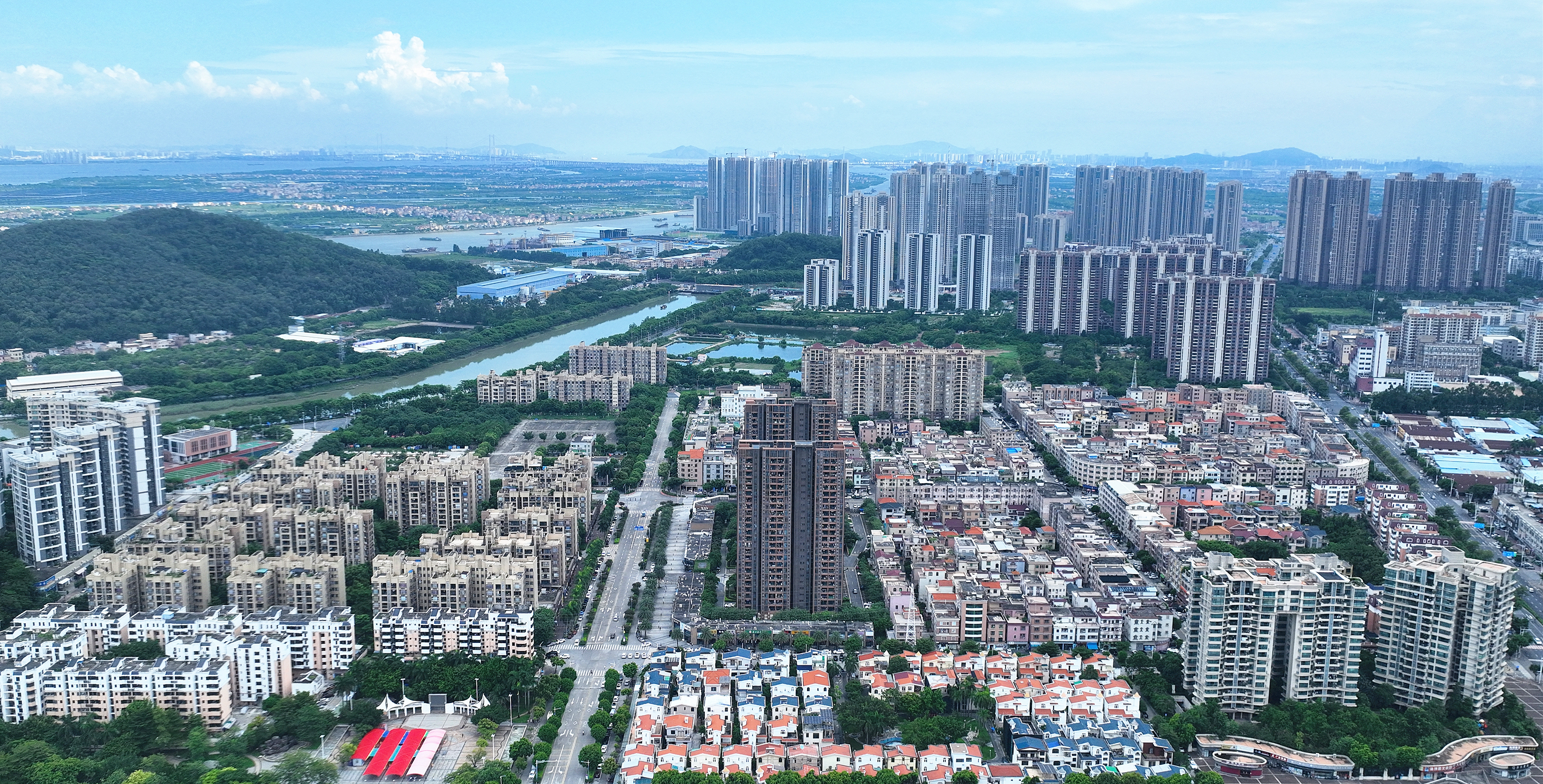59石楼镇中心城区俯瞰图（高菁荟摄）.jpg