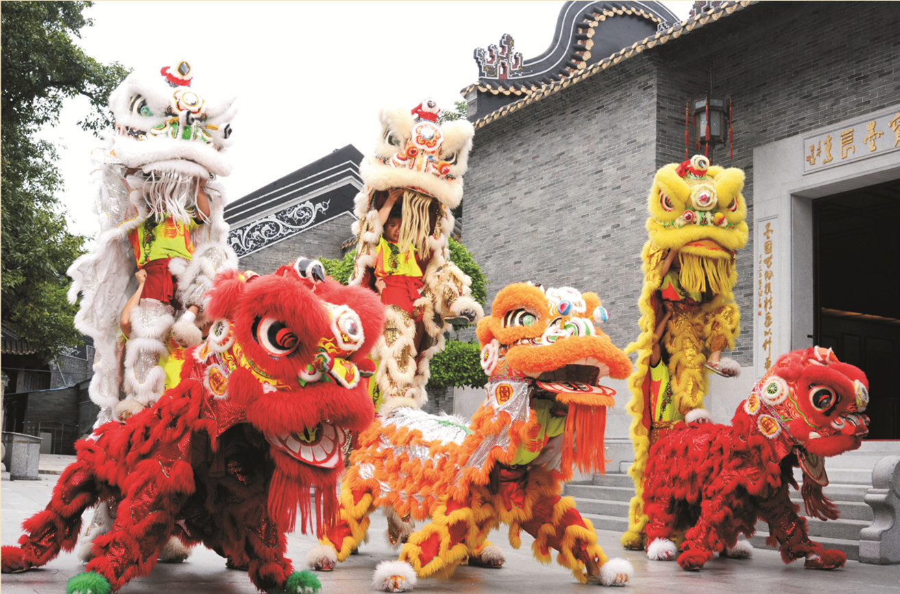 广东醒狮在宝墨园表演（沙湾文体中心供稿）.jpg