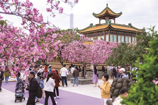 清明假期番禺区主要景区游客量同比激增54.4%