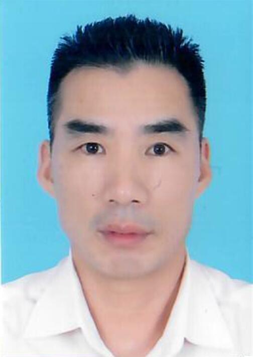 黄绍明.jpg