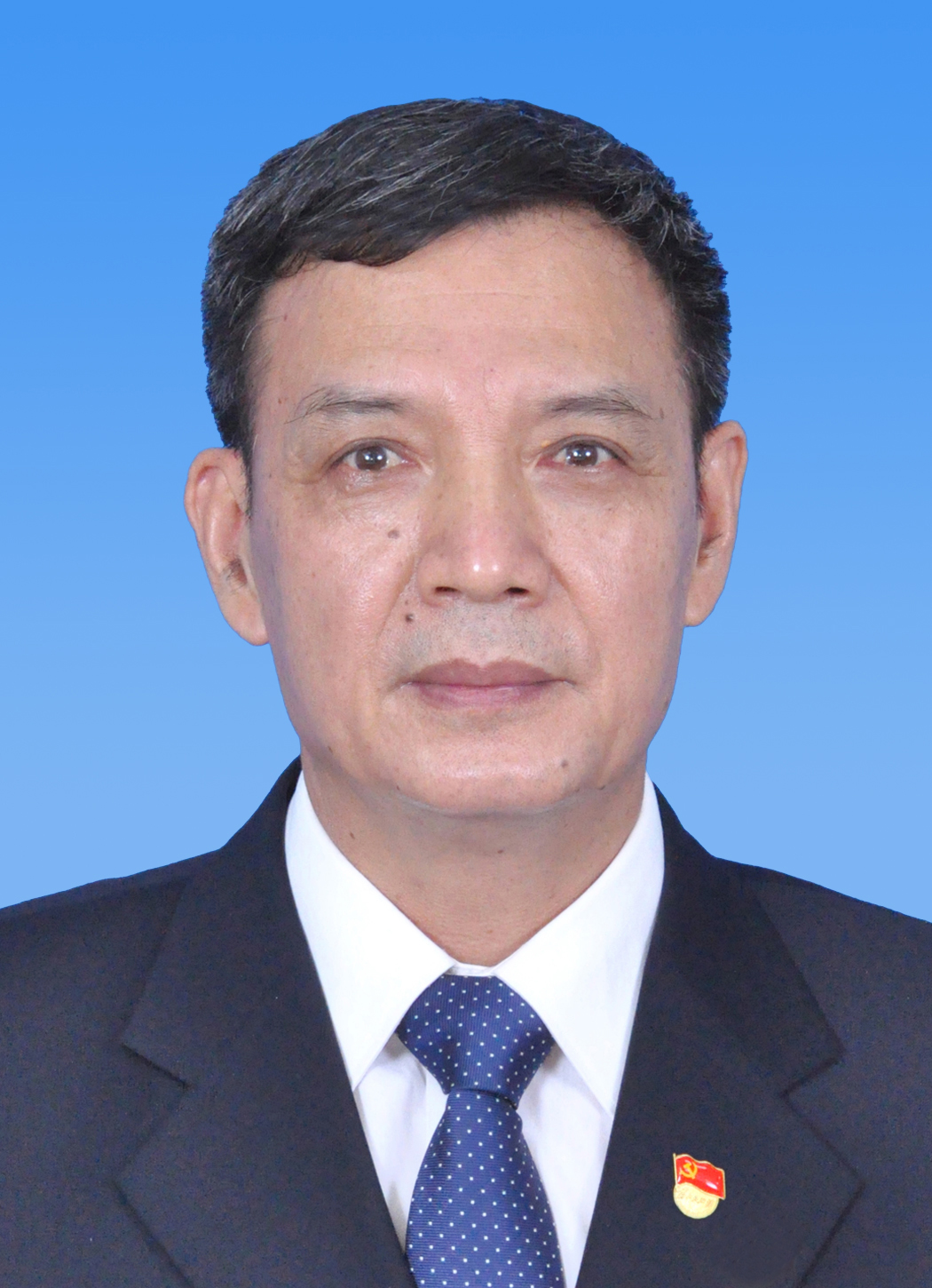 3.梁伟宁.jpg